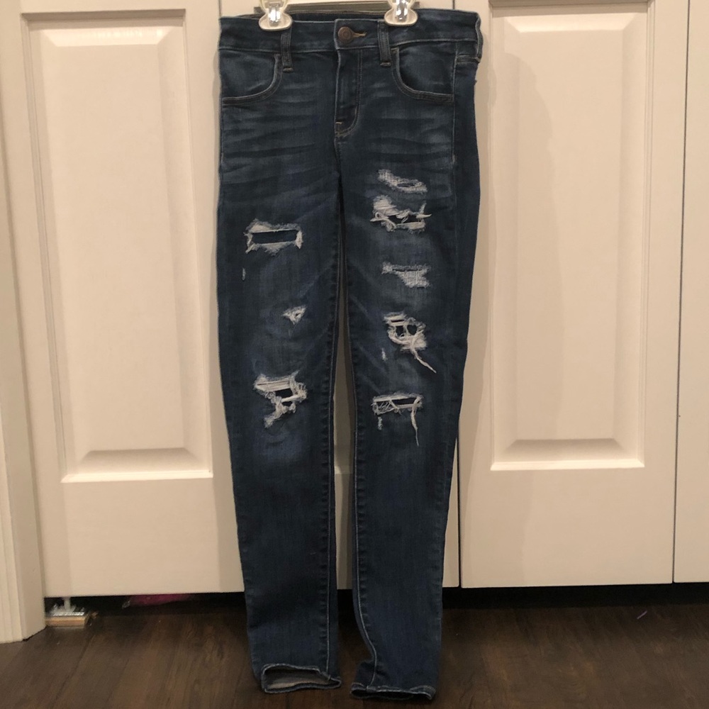 American eagle ripped skinny jeans